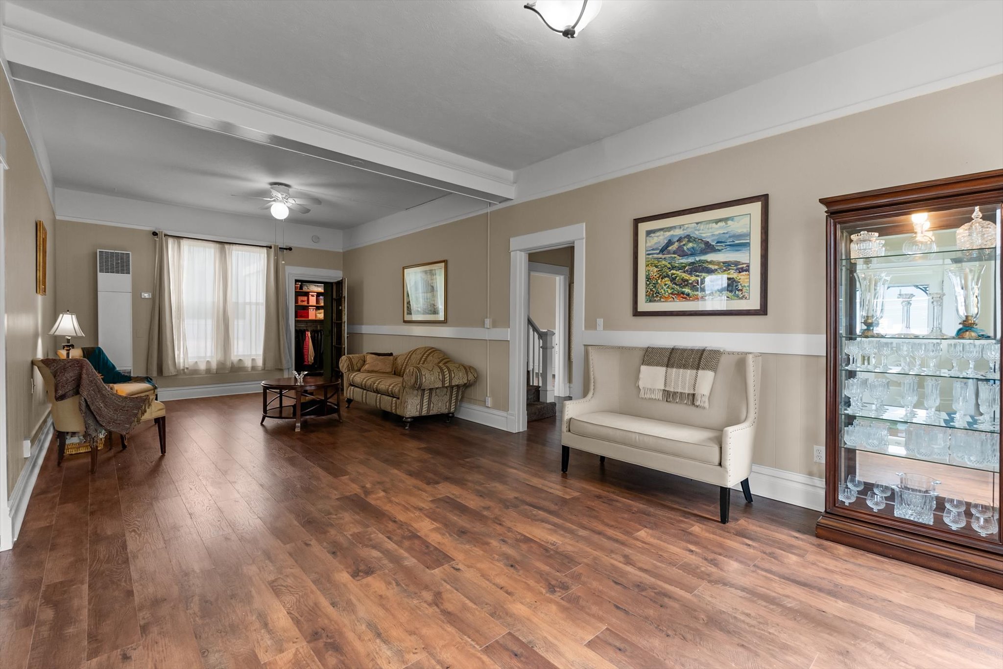 360 White House Lane