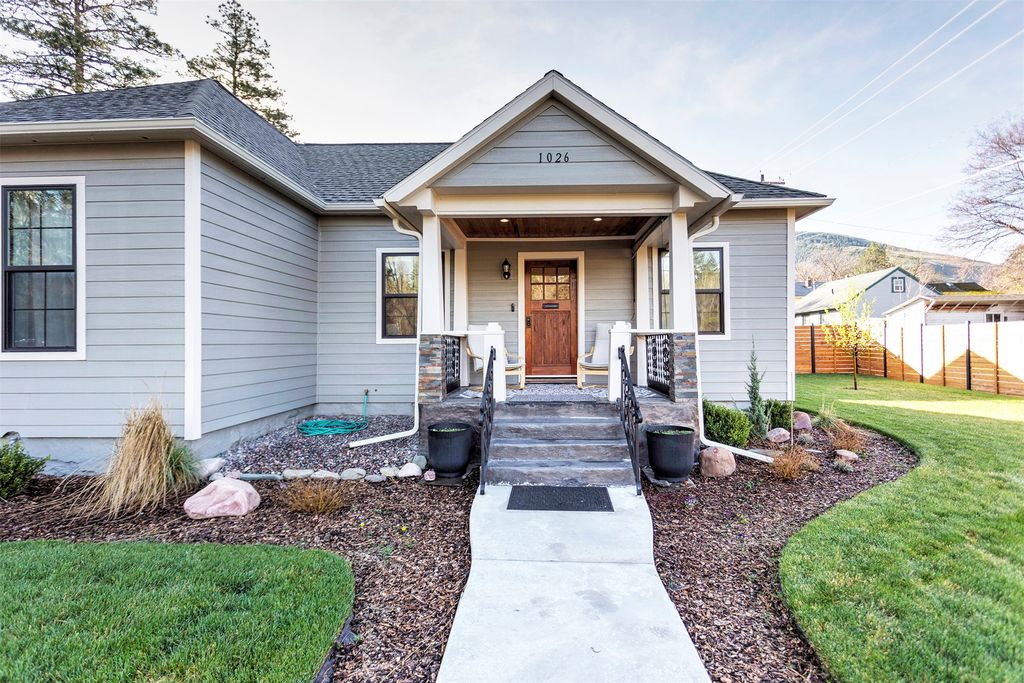 Photo of 1026 Monroe Street, Missoula, MT 59802 (MLS # 30068679)