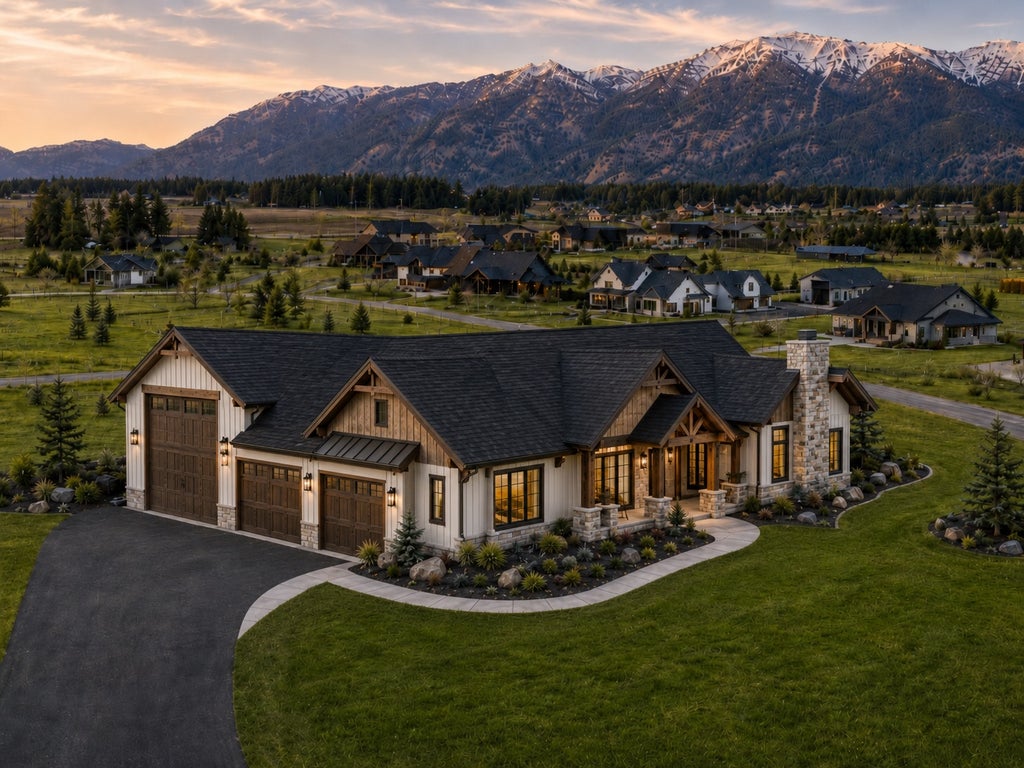 Photo of 415 Jefferson Street, Kalispell, MT 59901 (MLS # 30075129)