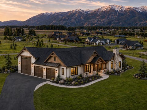 Photo of 415 Jefferson Street, Kalispell, MT 59901 (MLS # 30075129)