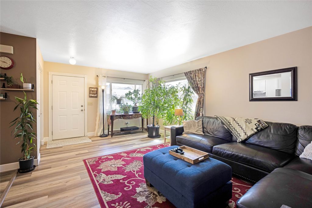 Photo of 1017 Lynn Lane, Missoula, MT 59801 (MLS # 30069021)