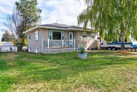 Photo of 1106 Hudson Street, Helena, MT 59601 (MLS # 30058364)