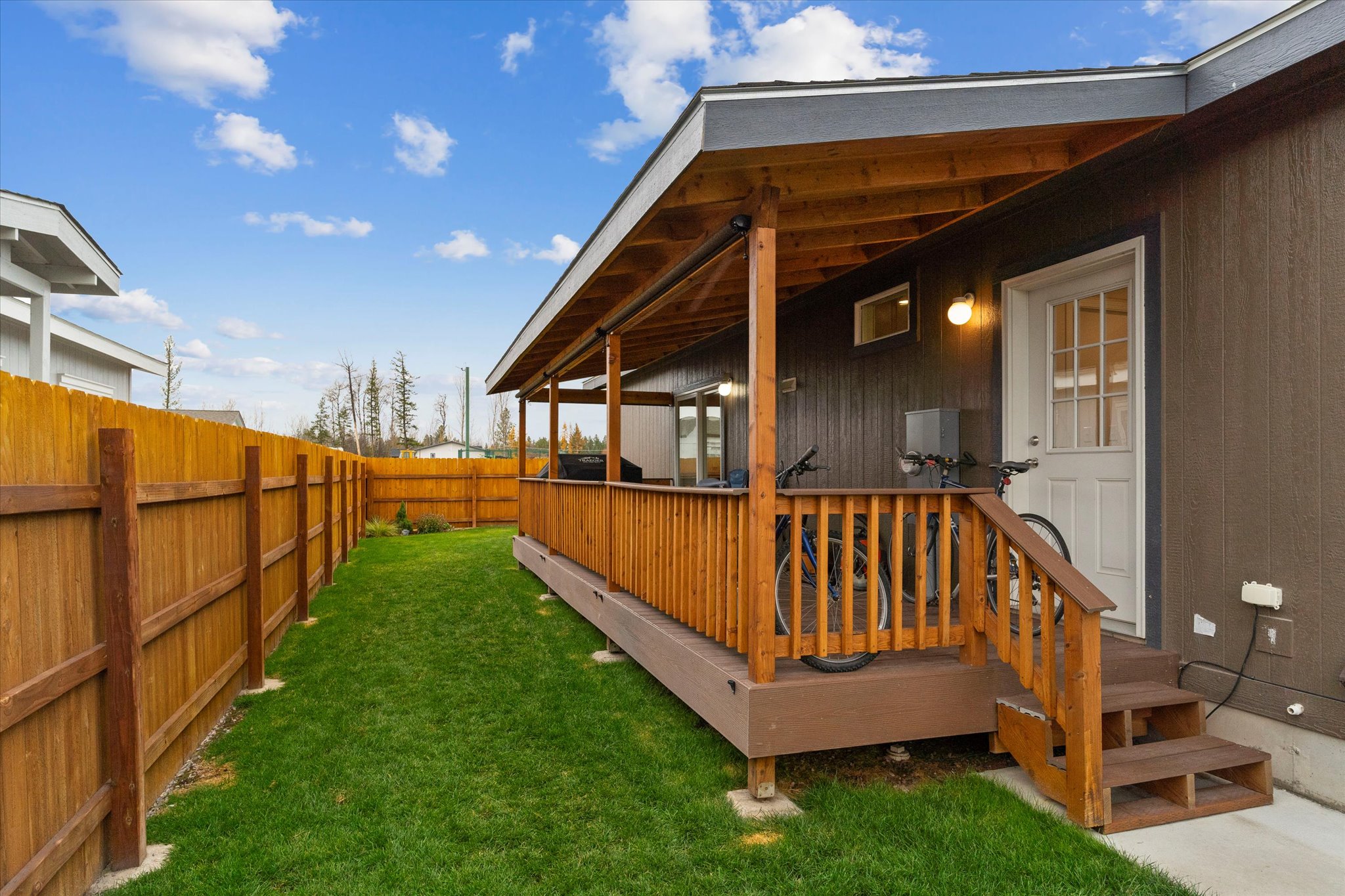 Kalispell, Montana 59901, United States, 3 Bedrooms Bedrooms, ,2 BathroomsBathrooms,Residential,Active,33888