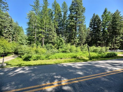Photo of 1139,1143 Jellison Road, Columbia Falls, MT 59912 (MLS # 30052304)