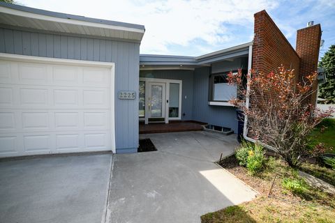 2225 Holly Court Great Falls MT 59404