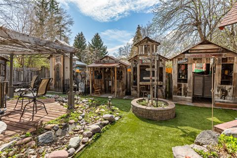 Tiny photo for 2335 Gilbert Avenue, Missoula, MT 59802 (MLS # 30068148)