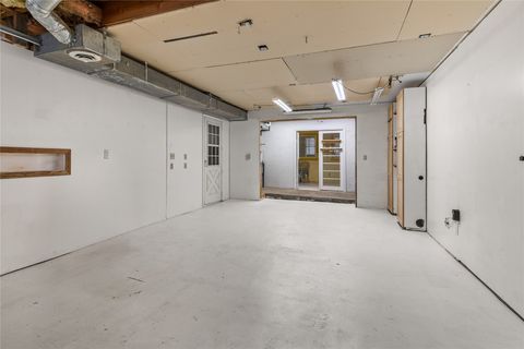 Tiny photo for 2335 Gilbert Avenue, Missoula, MT 59802 (MLS # 30068148)