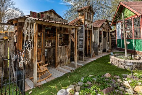 Tiny photo for 2335 Gilbert Avenue, Missoula, MT 59802 (MLS # 30068148)