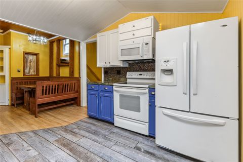 Tiny photo for 2335 Gilbert Avenue, Missoula, MT 59802 (MLS # 30068148)