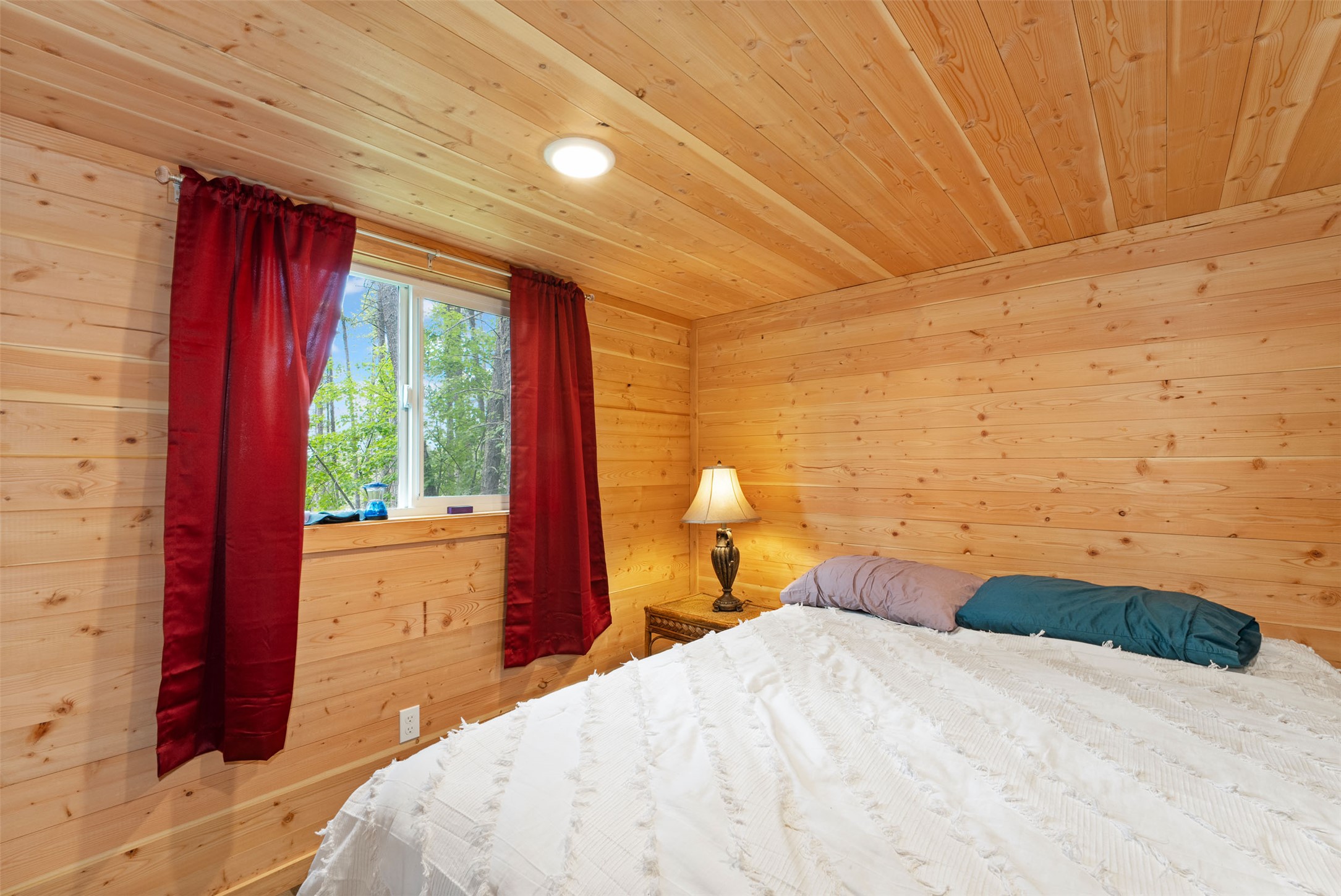 Bigfork, Montana 59911, United States, 3 Bedrooms Bedrooms, ,2 BathroomsBathrooms,Residential,Active,162628