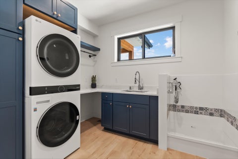 Tiny photo for 472 Jefferson Street, Kalispell, MT 59901 (MLS # 30072332)