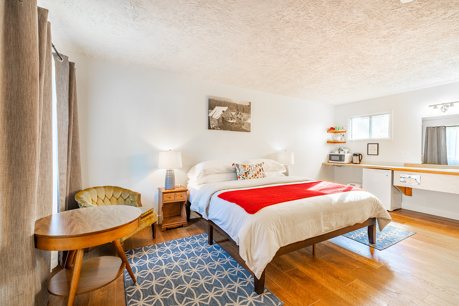 East Glacier Park, Montana 59434, United States, ,Commercial,Active,132835