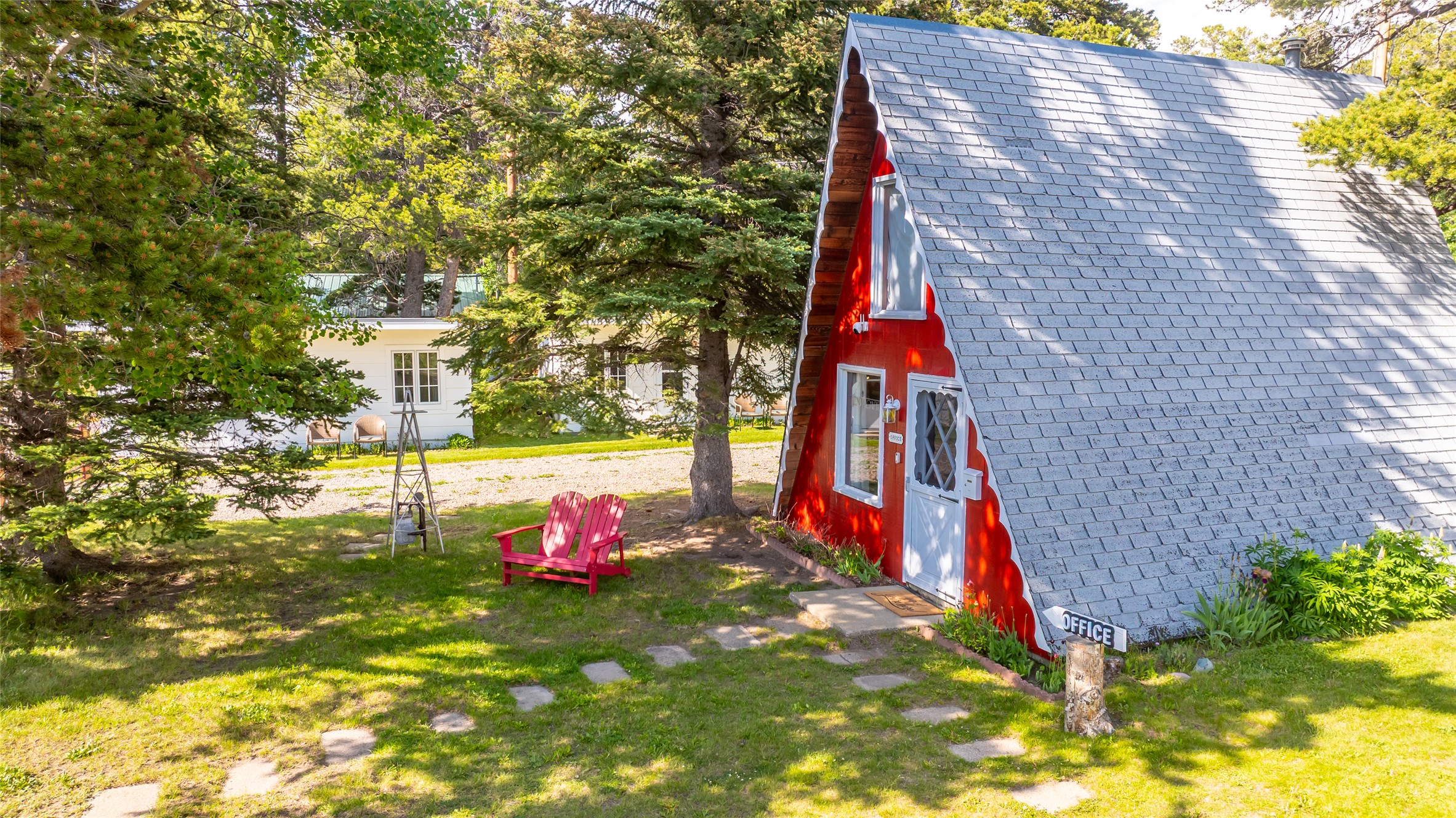 East Glacier Park, Montana 59434, United States, ,Commercial,Active,132835