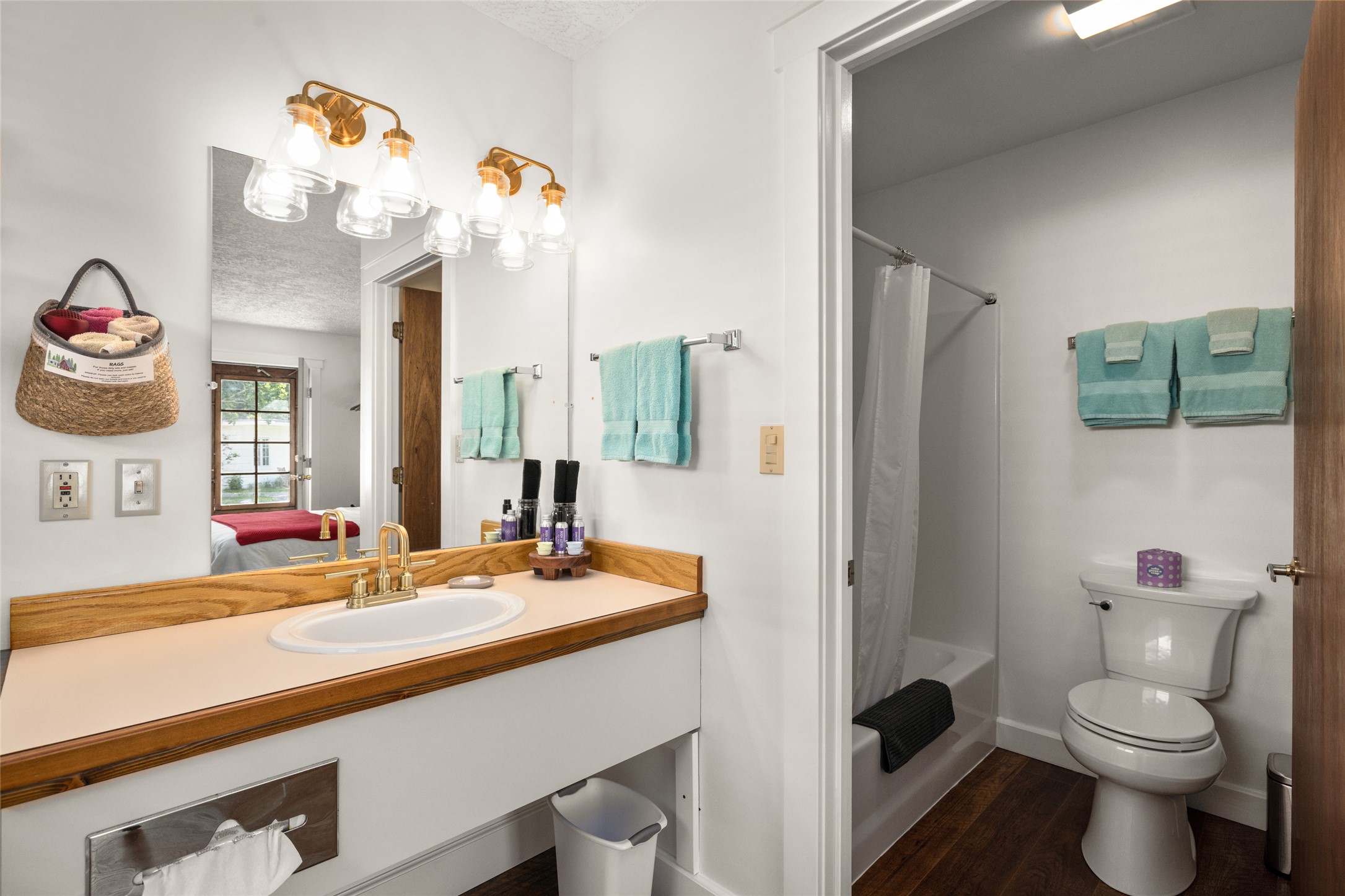 East Glacier Park, Montana 59434, United States, ,Commercial,Active,132835