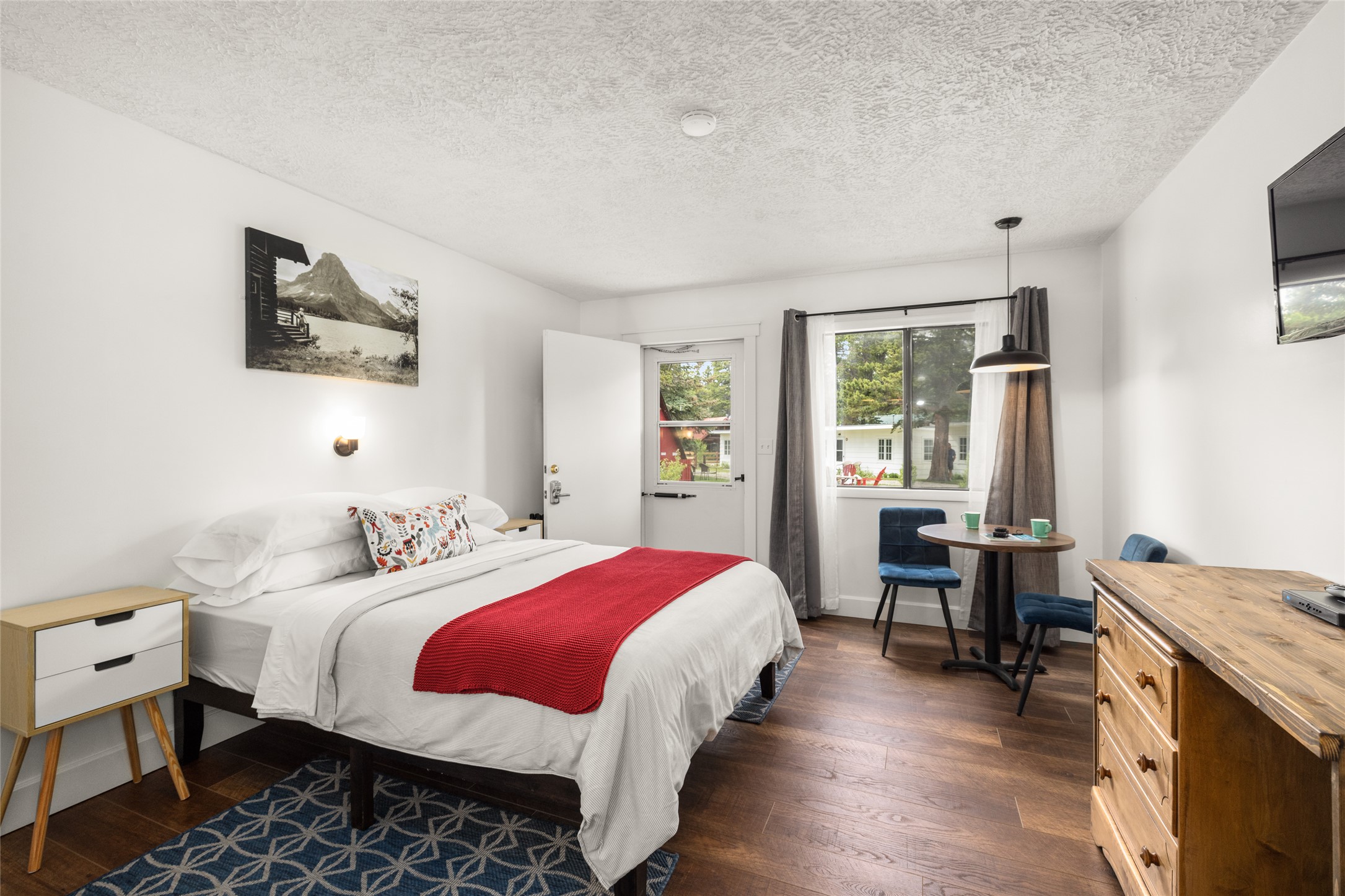 East Glacier Park, Montana 59434, United States, ,Commercial,Active,132835