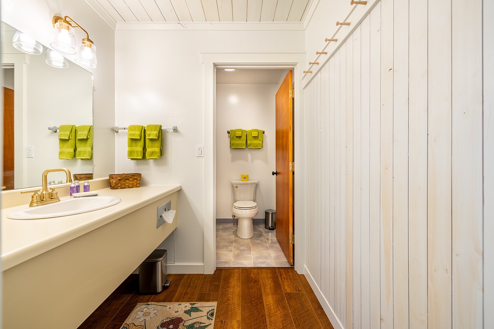 East Glacier Park, Montana 59434, United States, ,Commercial,Active,132835