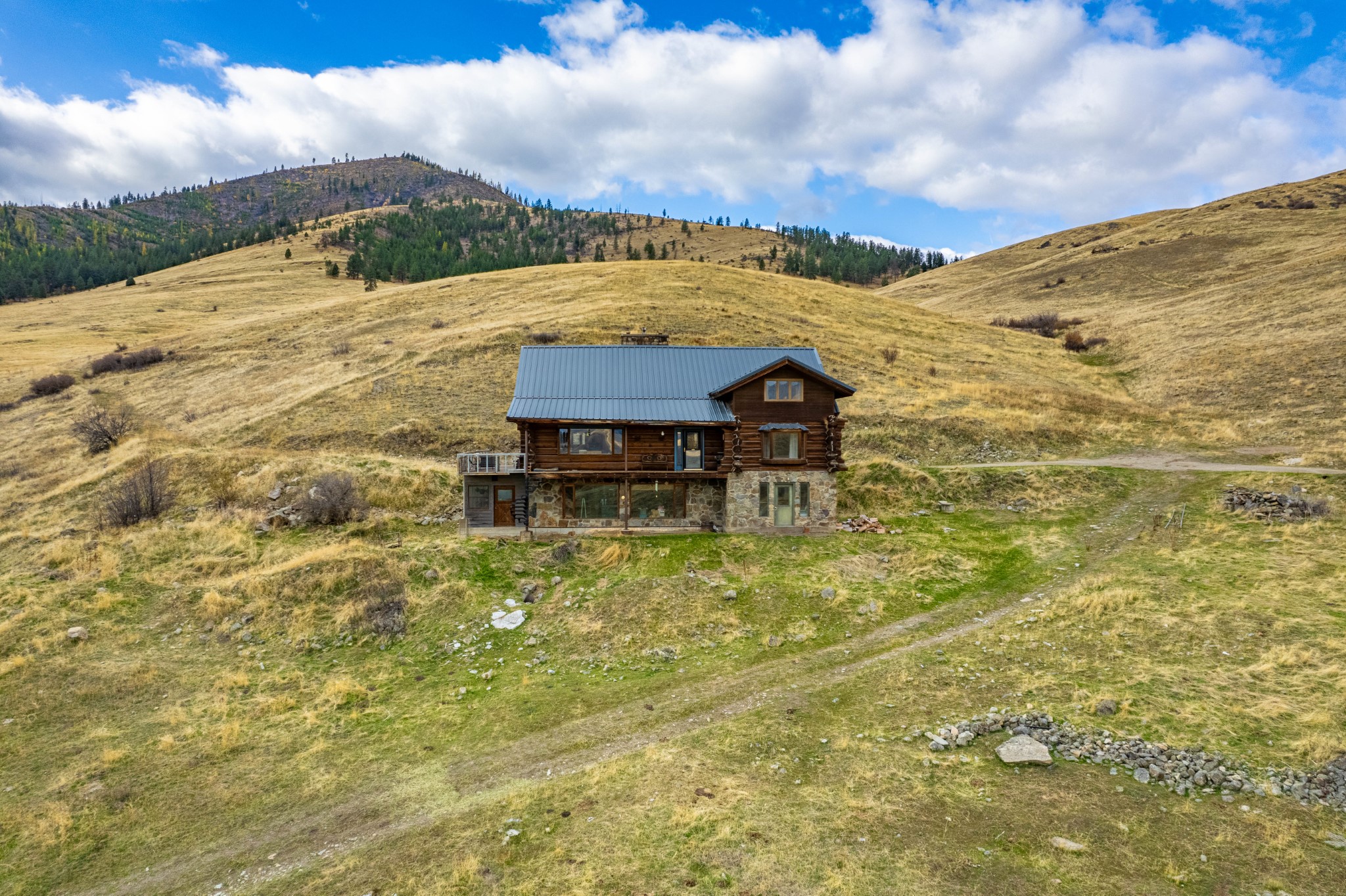 54 W Magpie Creek Road