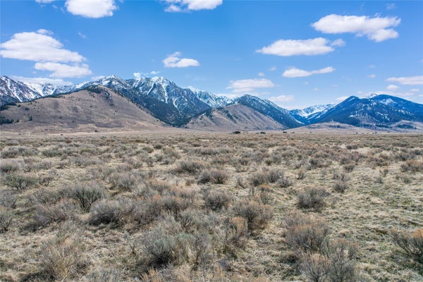 24 SLIDE ROCK RD, CAMERON, MT 59720 - Image 325b5e0d96f4c8e09714dc4653ea5fd2/2523126130