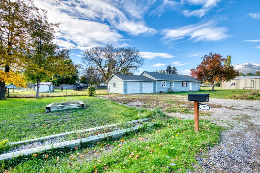Photo of 283 Barrett Street, Hamilton, MT 59840 (MLS # 30060475)