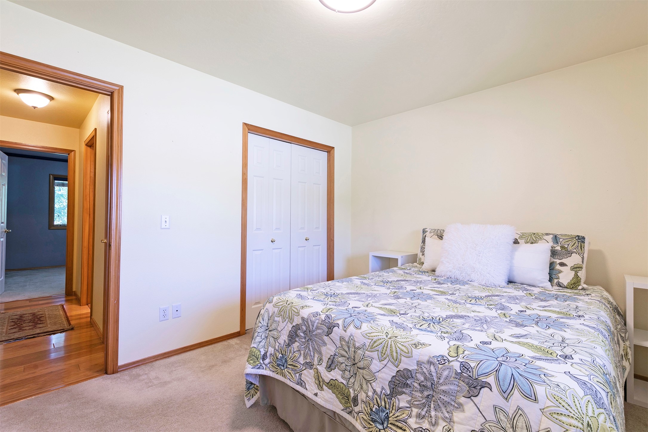 Missoula, Montana 59802, United States, 5 Bedrooms Bedrooms, ,3 BathroomsBathrooms,Residential,Pending,150492