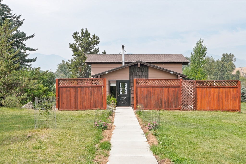 Photo of 646 Three Mile Creek Road, Stevensville, MT 59870 (MLS # 30077343)