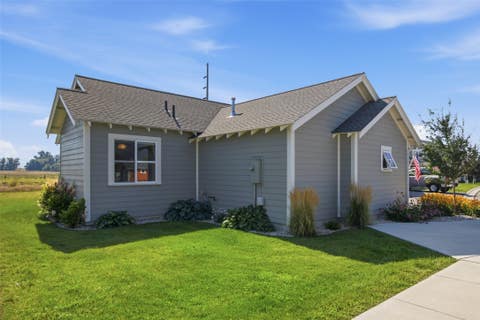 Tiny photo for 320 Mansion View Loop, Hamilton, MT 59840 (MLS # 30076705)