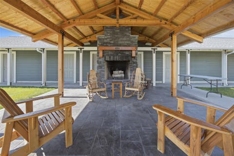 Tiny photo for 320 Mansion View Loop, Hamilton, MT 59840 (MLS # 30076705)