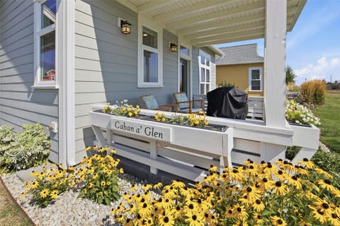 Tiny photo for 320 Mansion View Loop, Hamilton, MT 59840 (MLS # 30076705)