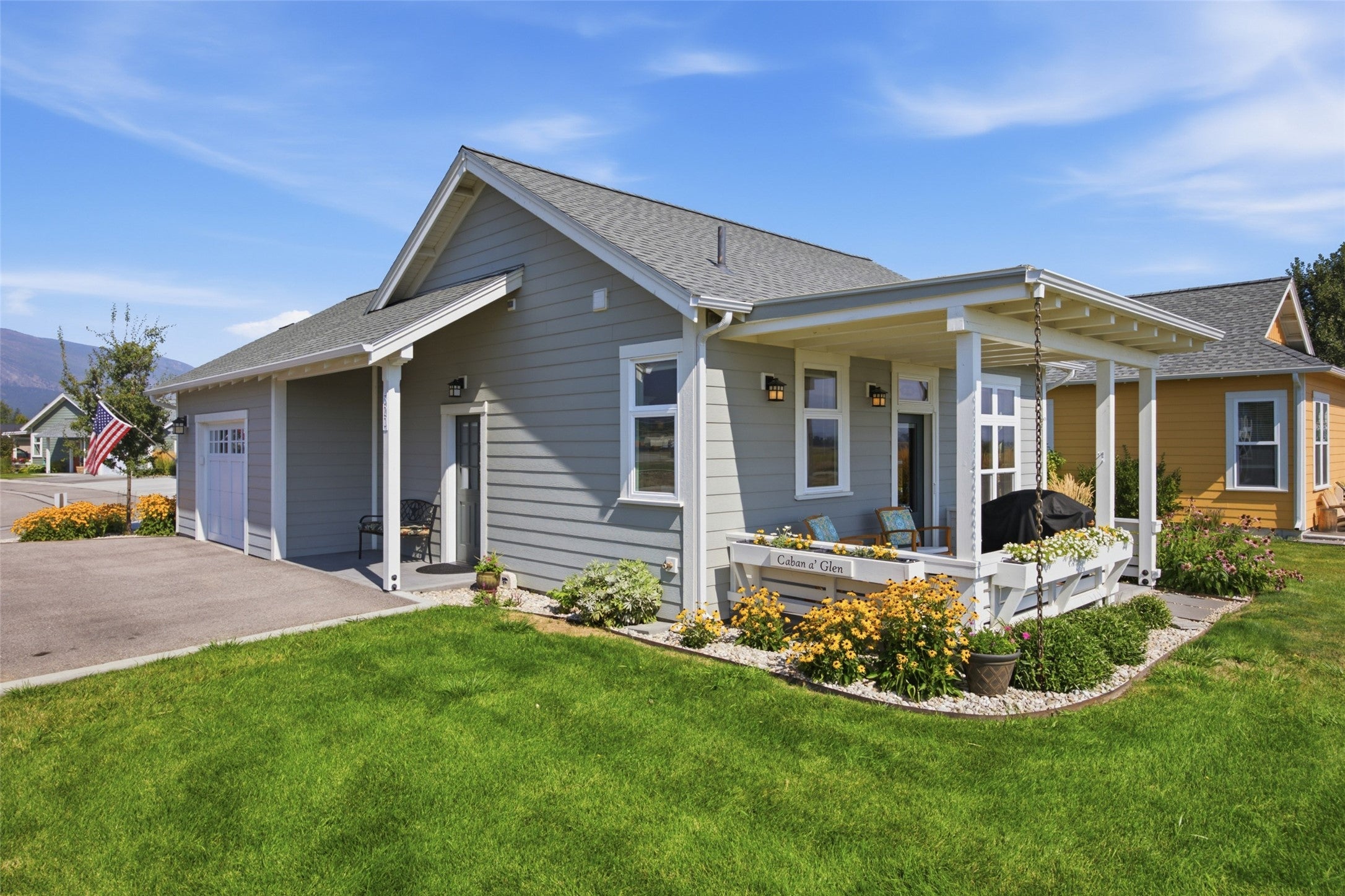 320 Mansion View Loop
