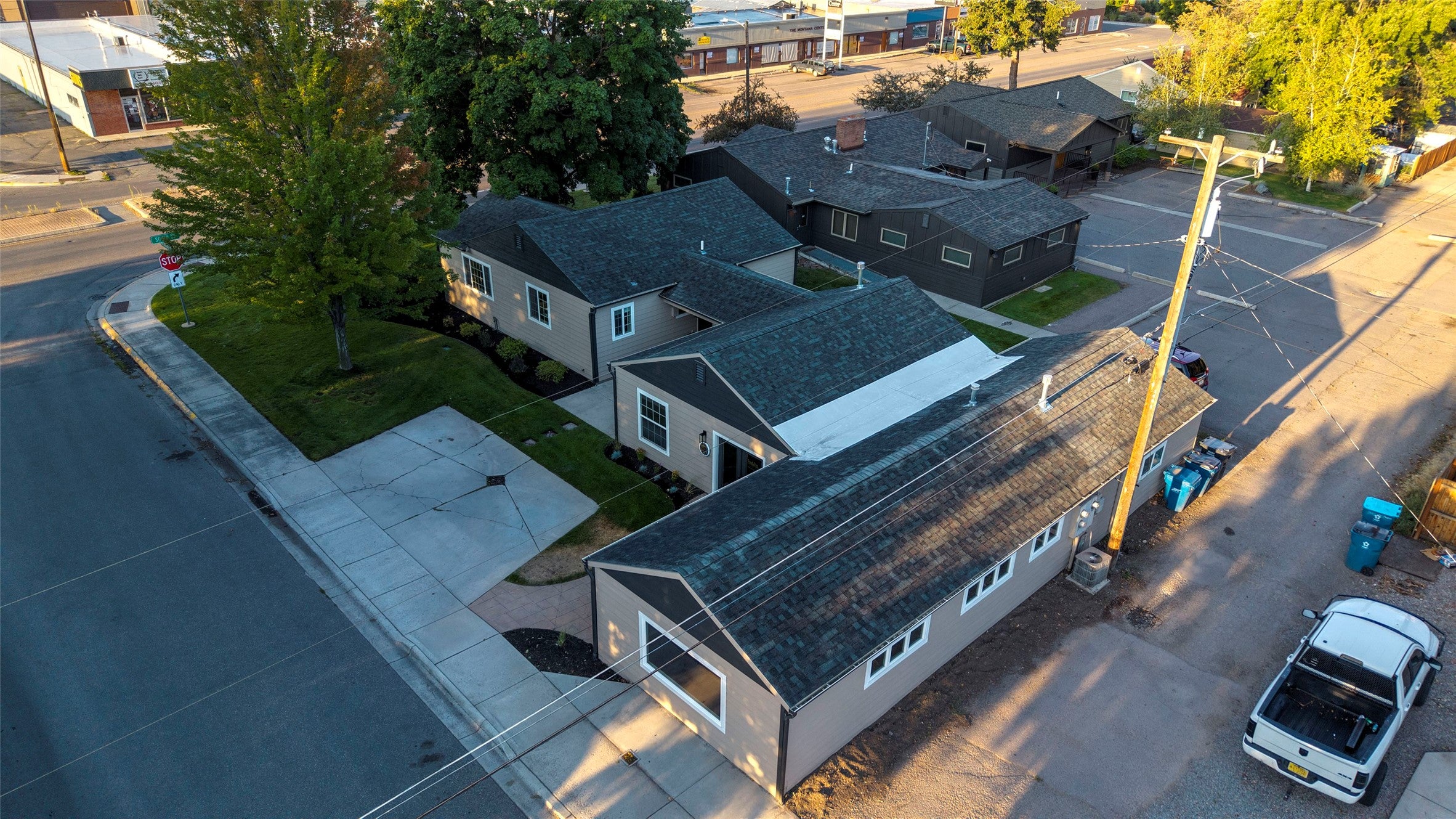 1600 South Avenue W