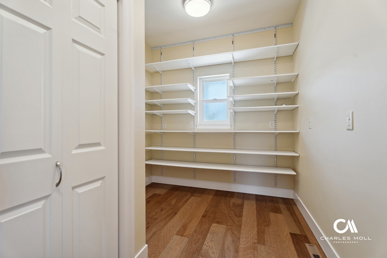 Helena, Montana 59602, United States, 3 Bedrooms Bedrooms, ,3 BathroomsBathrooms,Residential,Pending,128906