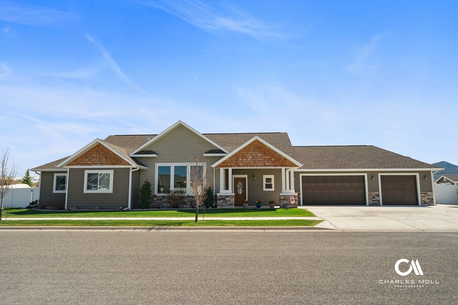 Helena, Montana 59602, United States, 3 Bedrooms Bedrooms, ,3 BathroomsBathrooms,Residential,Pending,128906