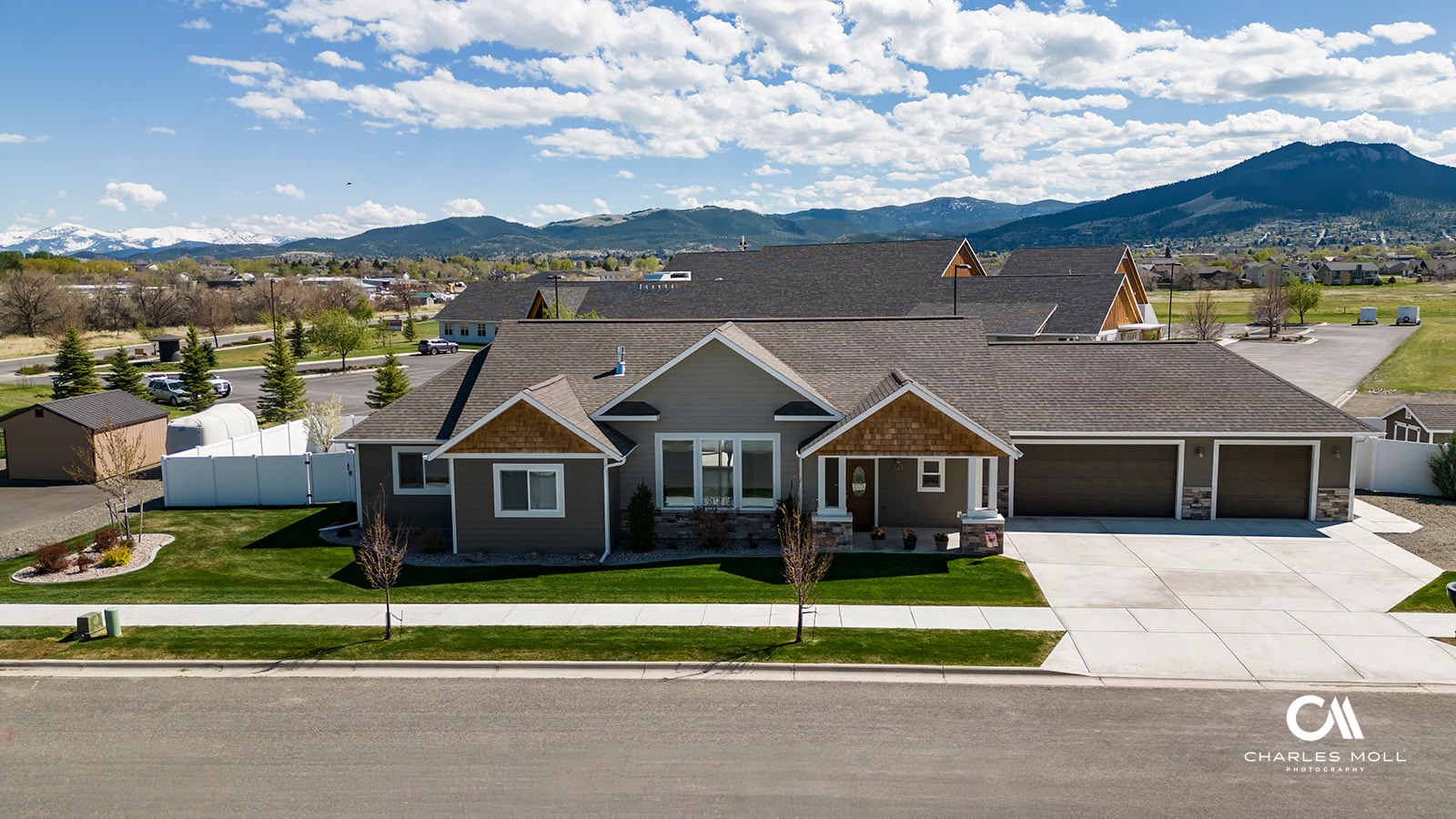 Helena, Montana 59602, United States, 3 Bedrooms Bedrooms, ,3 BathroomsBathrooms,Residential,Pending,128906