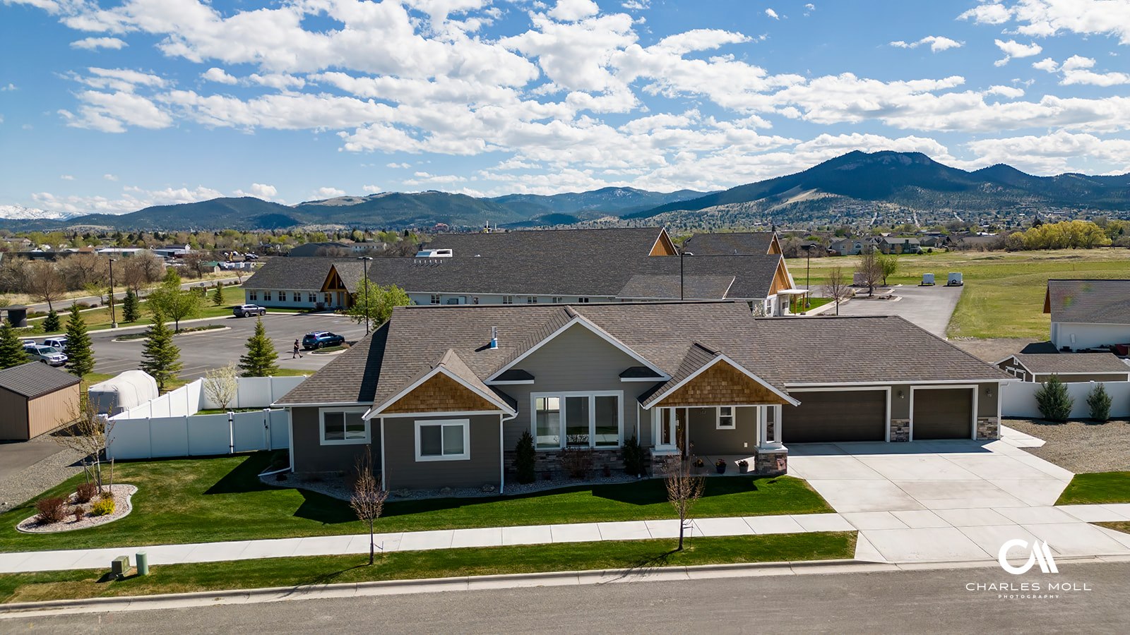 Helena, Montana 59602, United States, 3 Bedrooms Bedrooms, ,3 BathroomsBathrooms,Residential,Pending,128906