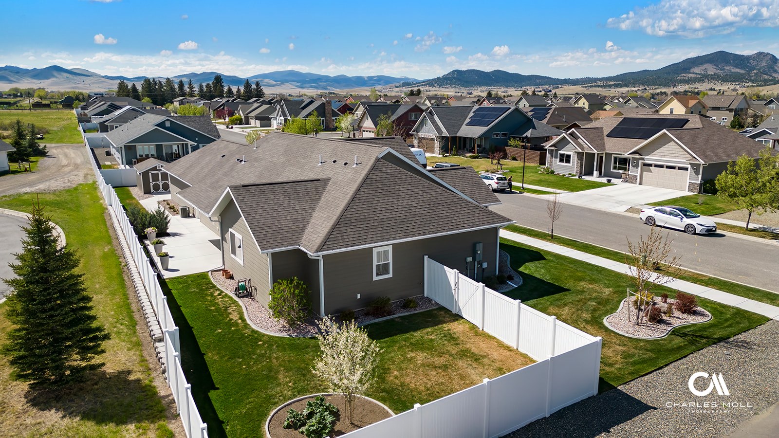 Helena, Montana 59602, United States, 3 Bedrooms Bedrooms, ,3 BathroomsBathrooms,Residential,Pending,128906