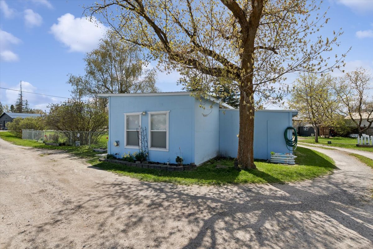 1575 Mt Highway 35