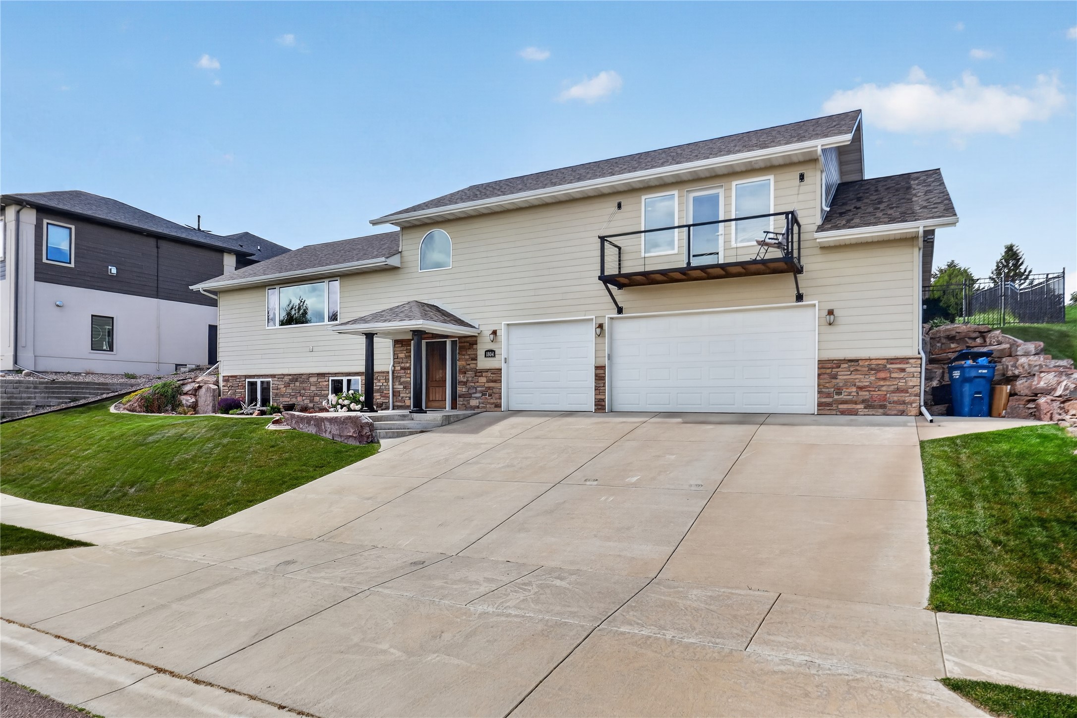 1804 Whispering Ridge Drive