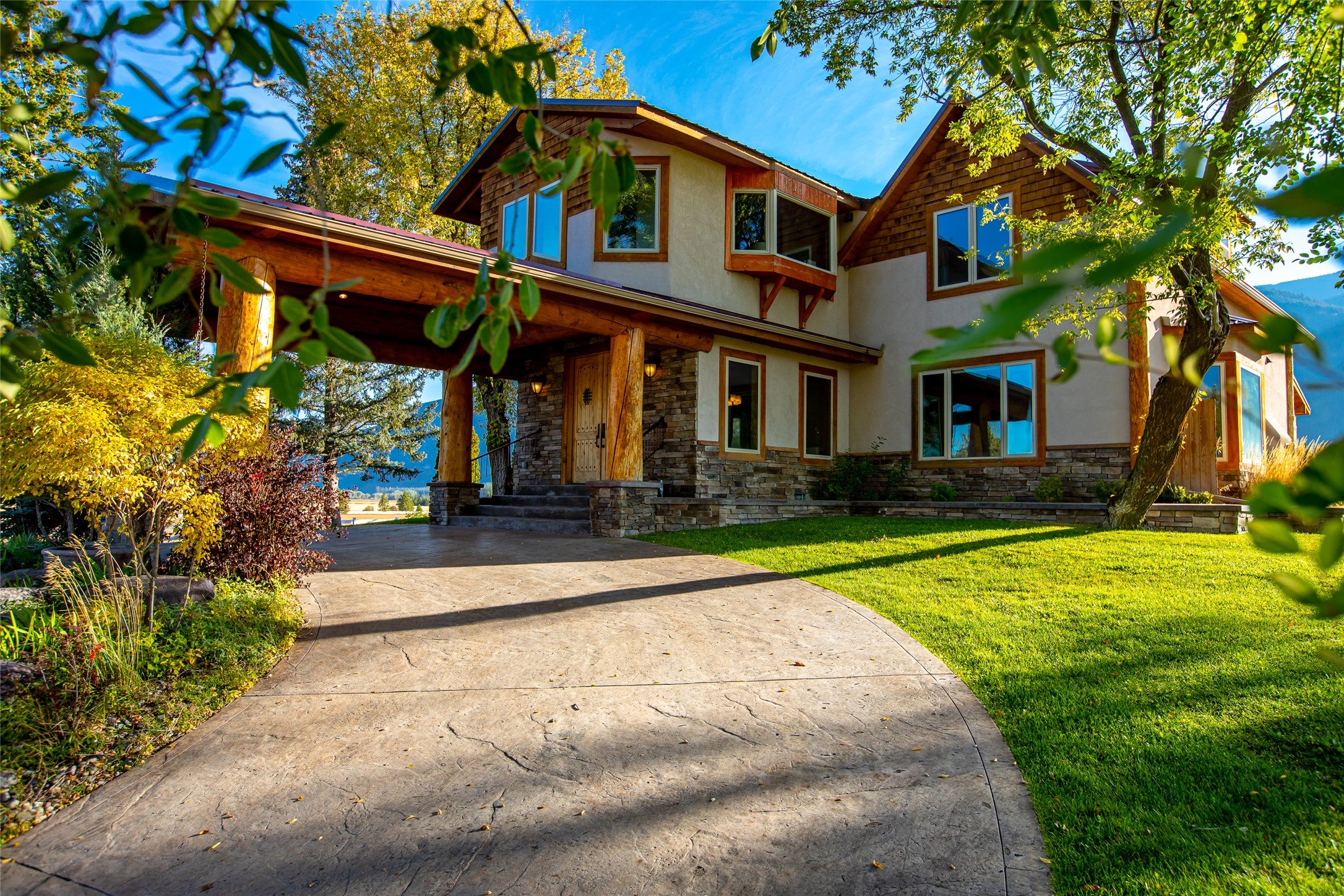 1335 Mooring Road