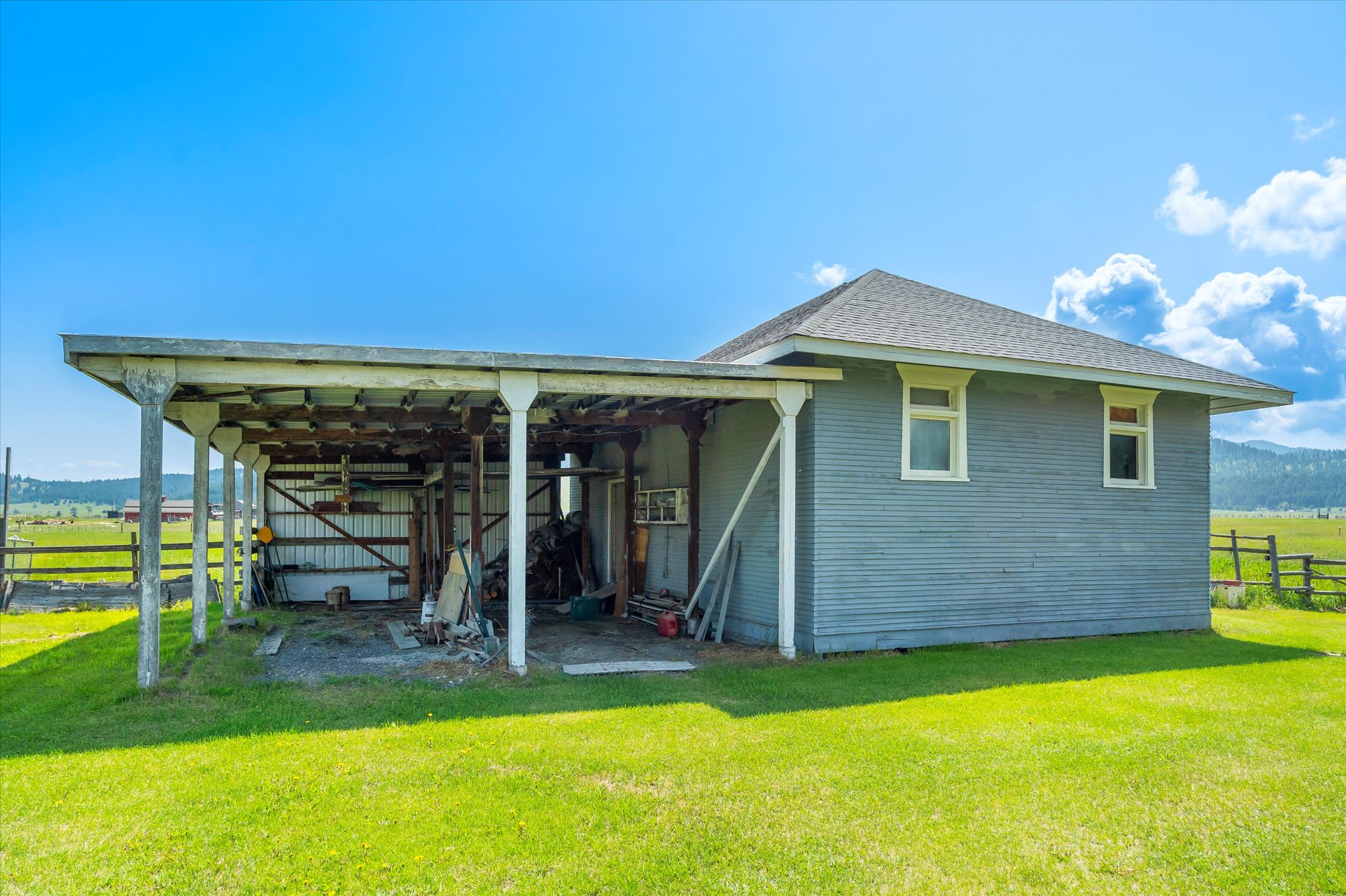 Kalispell, Montana 59901, United States, 5 Bedrooms Bedrooms, ,3 BathroomsBathrooms,Residential,Active,160207