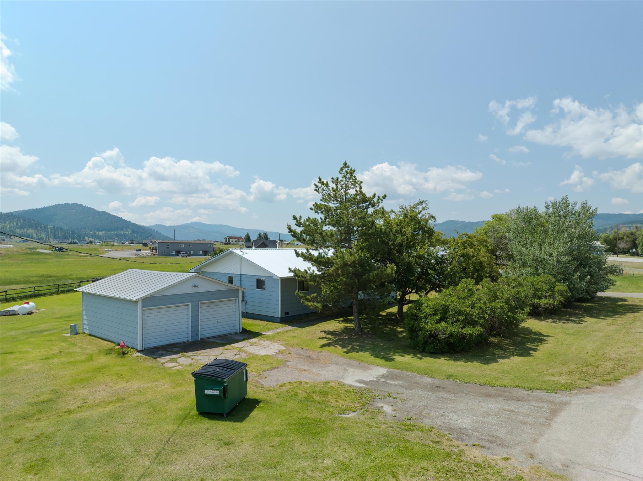 Kalispell, Montana 59901, United States, 5 Bedrooms Bedrooms, ,3 BathroomsBathrooms,Residential,Active,160207