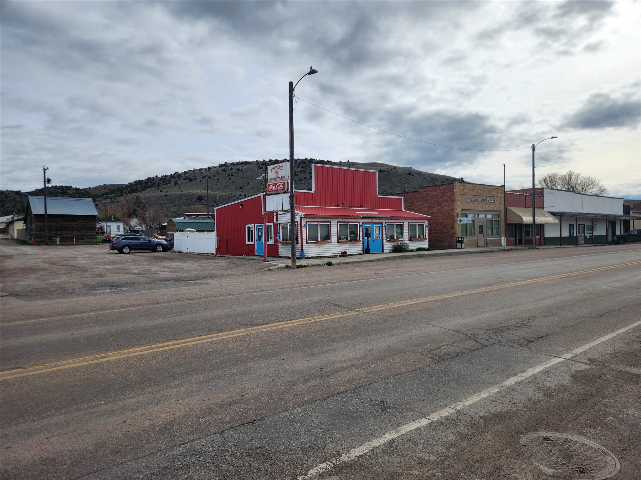 32 E Front Street