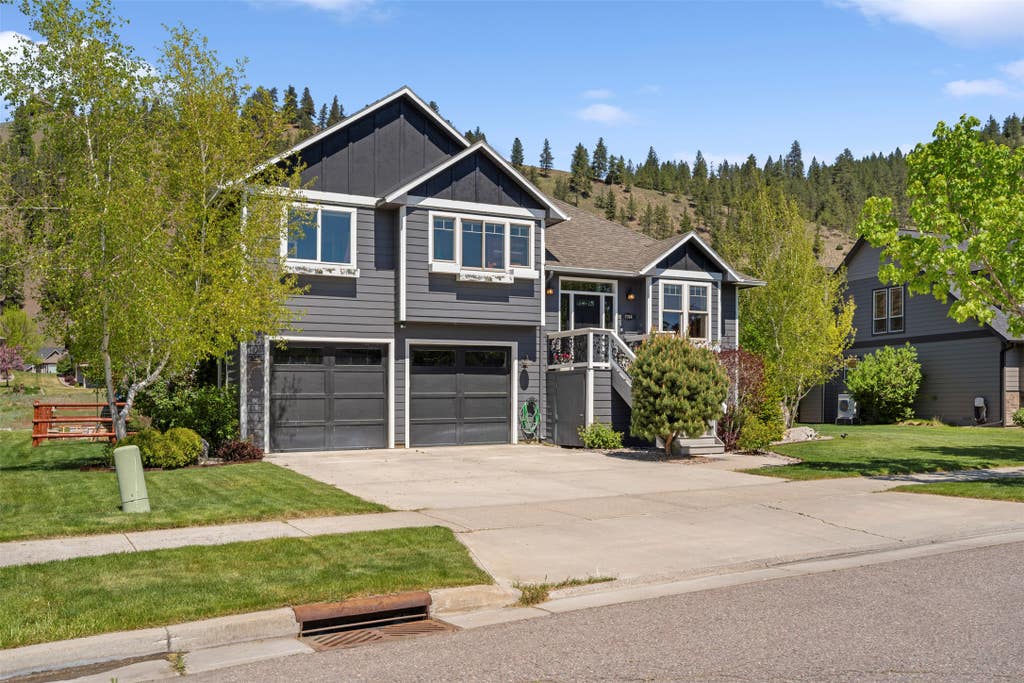 Photo of 7784 Cassidy Trail, Lolo, MT 59847 (MLS # 30071276)