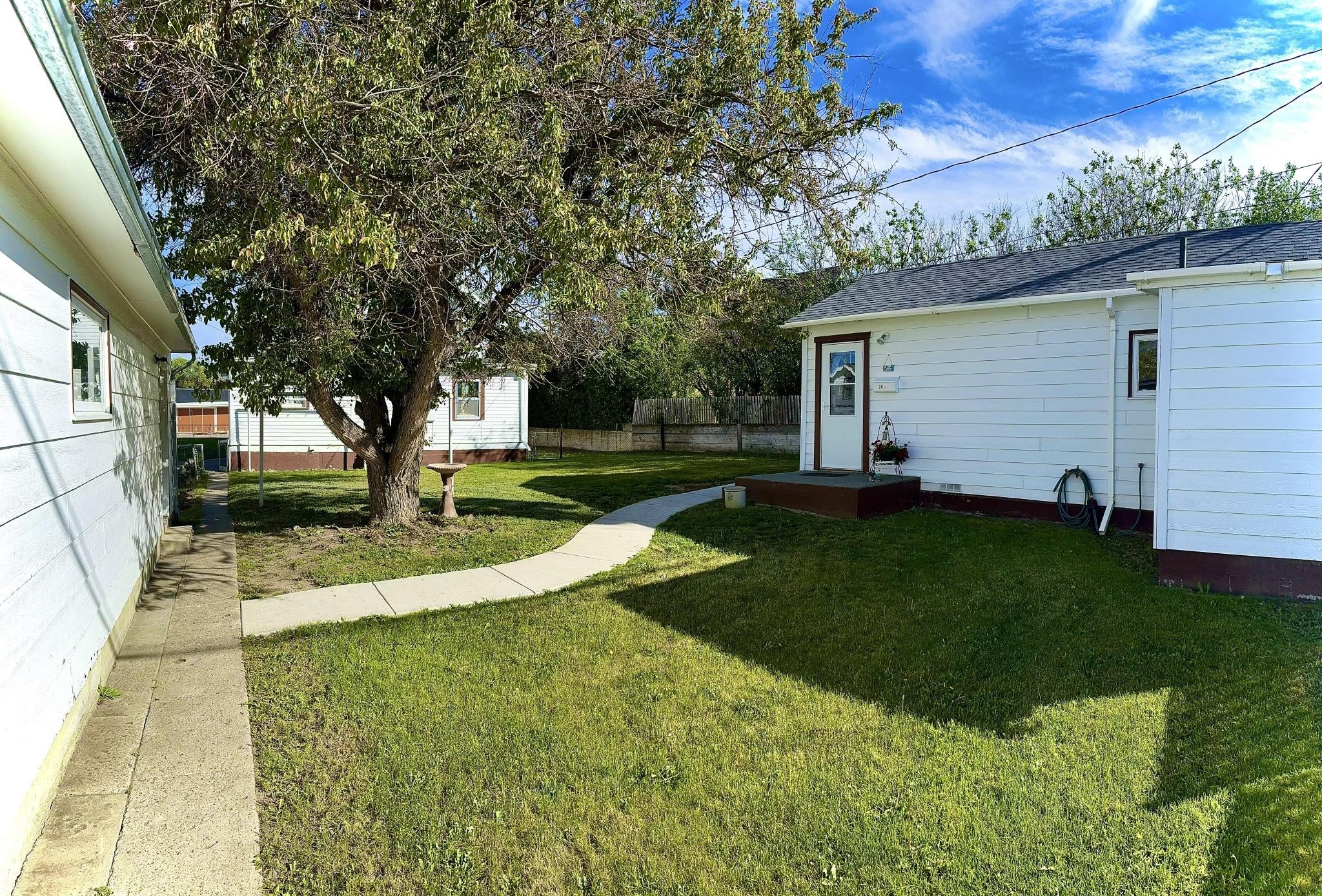 30 2nd Avenue SE