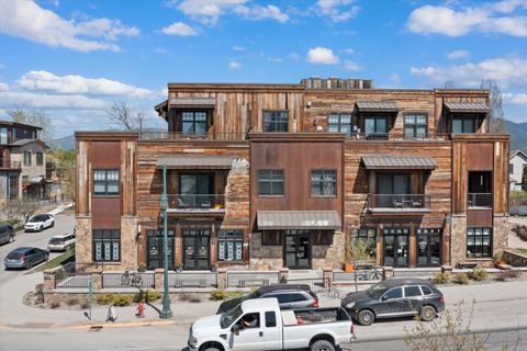 Photo of 214 E 2nd Street #301, Whitefish, MT 59937 (MLS # 30053755)