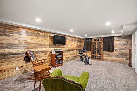 Tiny photo for 203 3rd Avenue SW, Fairfield, MT 59436 (MLS # 30072544)