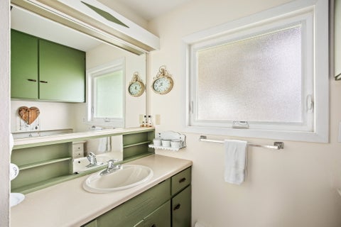 Tiny photo for 203 3rd Avenue SW, Fairfield, MT 59436 (MLS # 30072544)