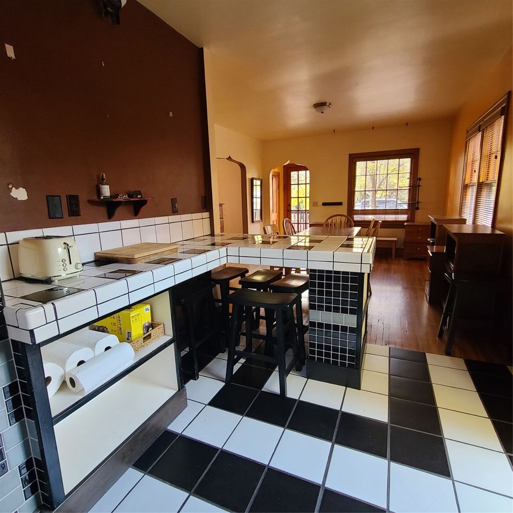 Photo of 1026 Kennett Avenue, Missoula, MT 59802 (MLS # 30060770)