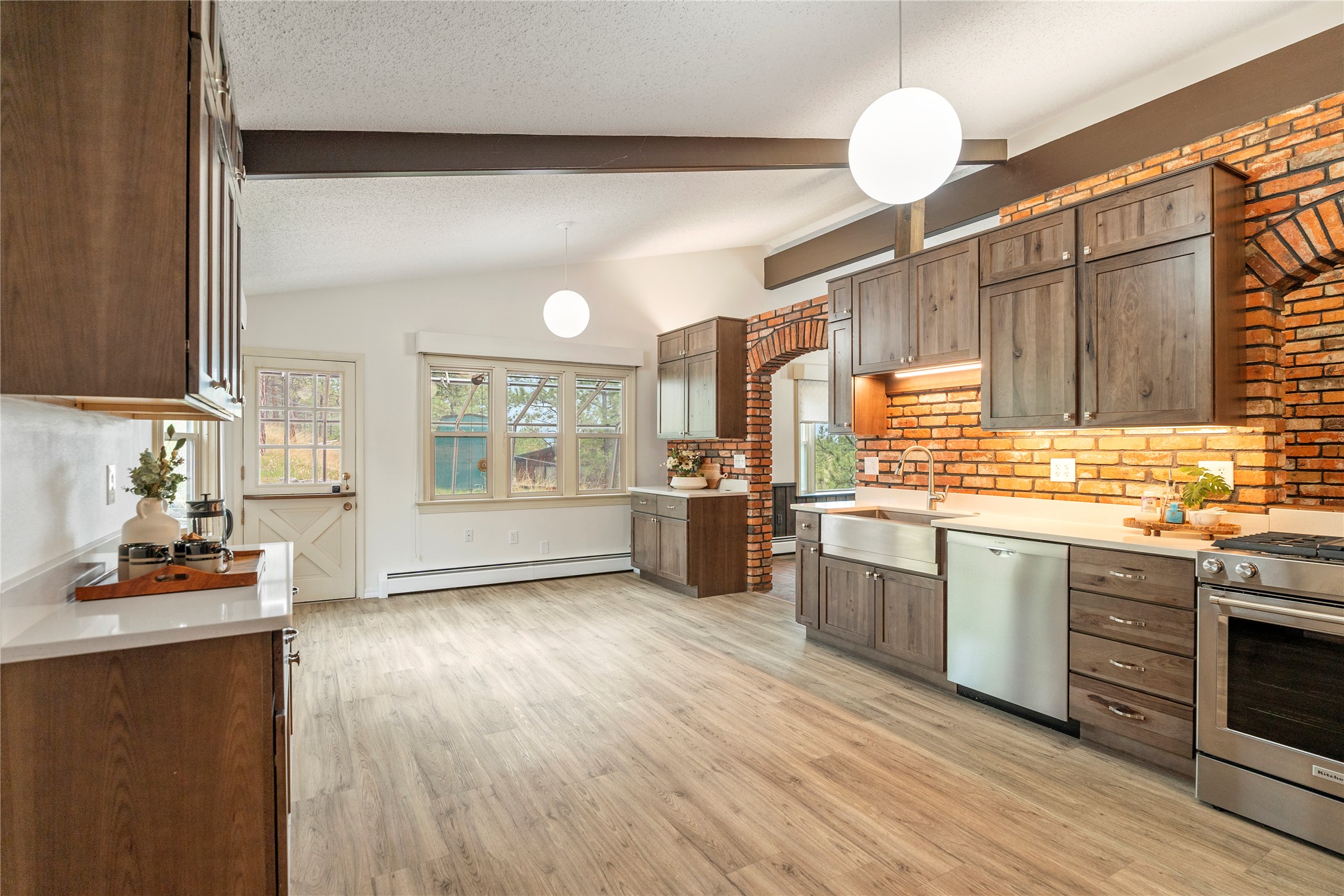 Helena, Montana 59601, United States, 4 Bedrooms Bedrooms, ,4 BathroomsBathrooms,Residential,Active,125485