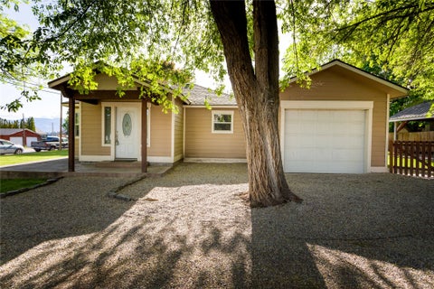Photo of 802 4th Avenue E, Polson, MT 59860 (MLS # 30077458)