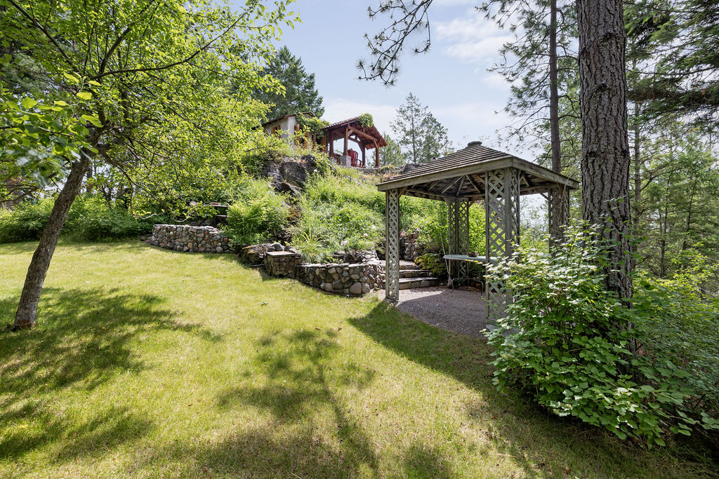 370 S Eighty Drive